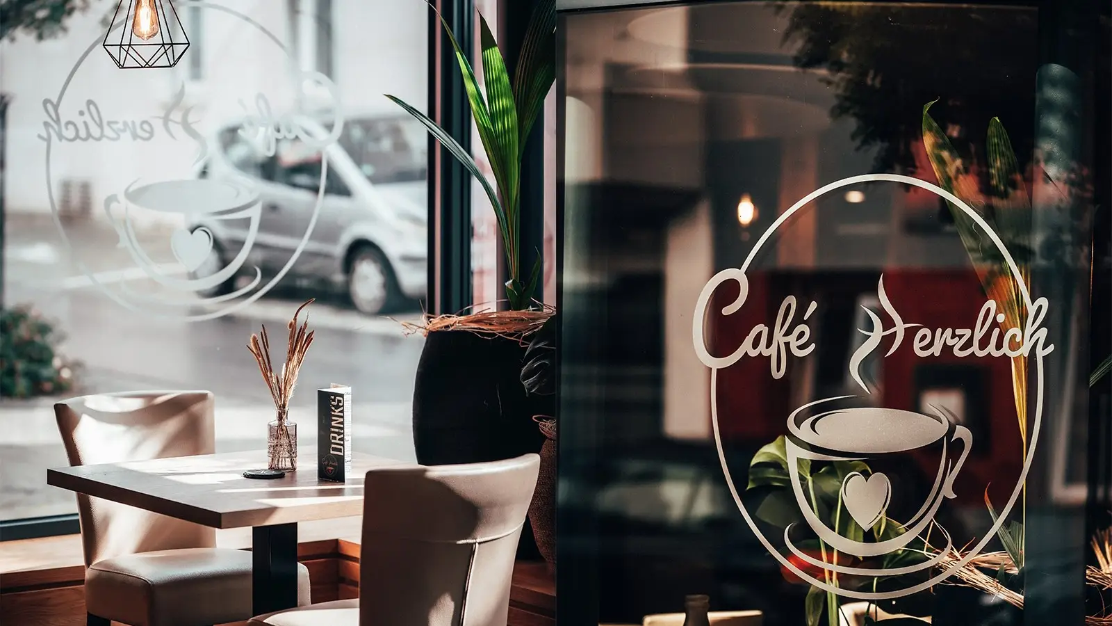 cafe herzlich beitragsbild protut