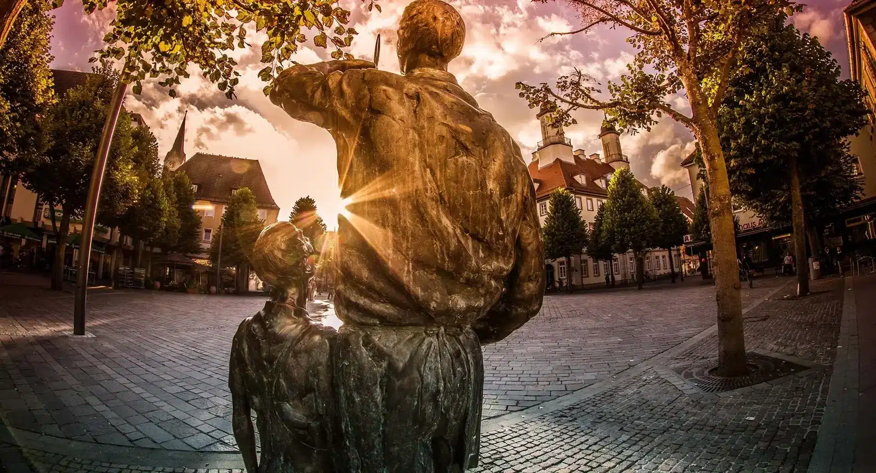 protut beitragsbild stadtmitte statue bronze