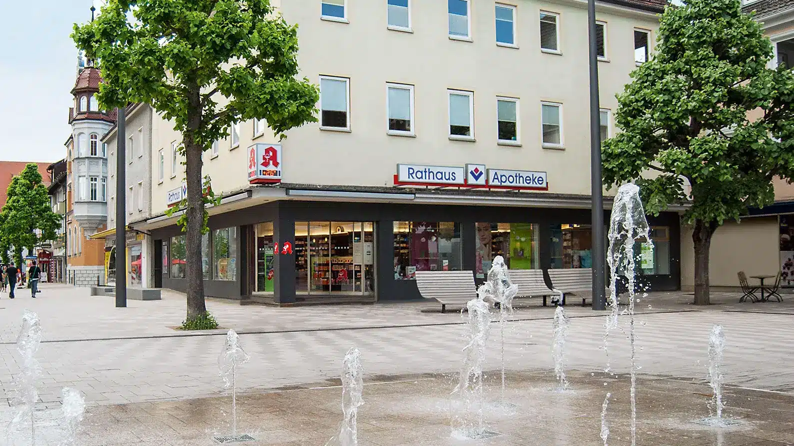 rathaus apotheke beitragsbild protut